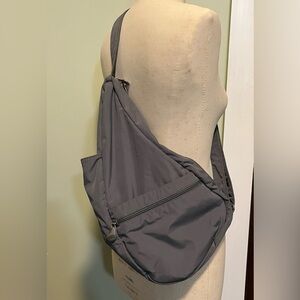 Ameribag 17” sling bag